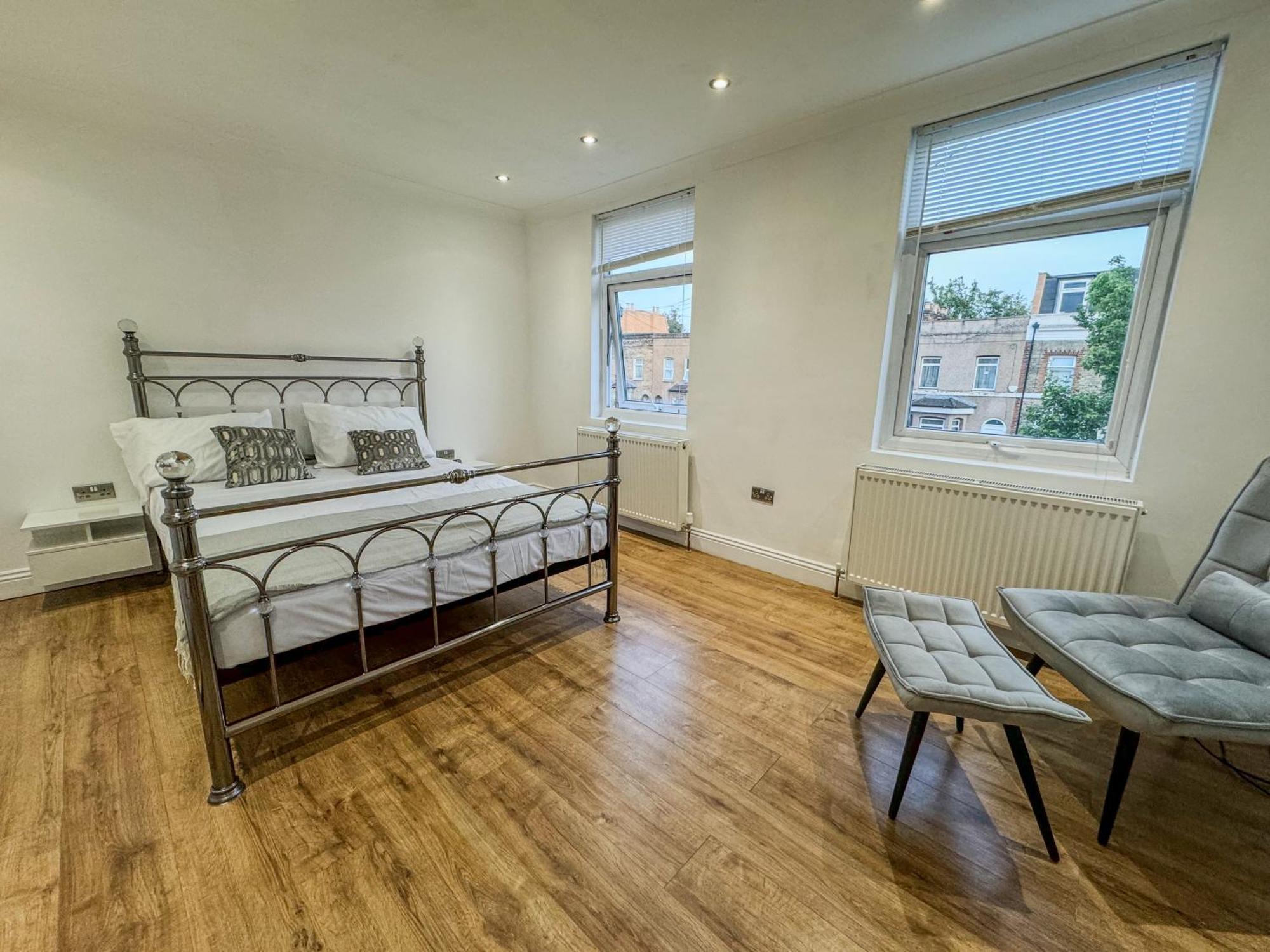 런던 Stratford House 빌라 외부 사진